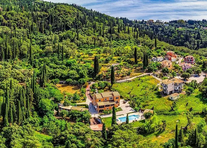 Apartmán Kamaritis Private Bedroom, Pool View *