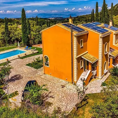 Kamaritis Private Bedroom, Pool View Διαμέρισμα *