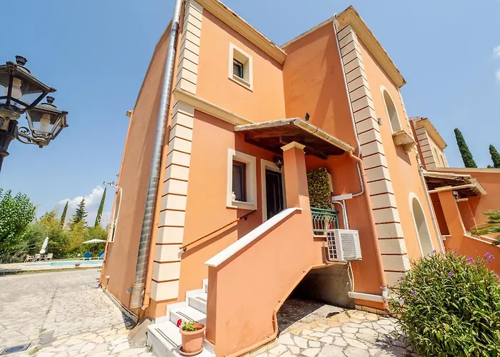 Appartamento Kamaritis Private Bedroom, Pool View Alepochori